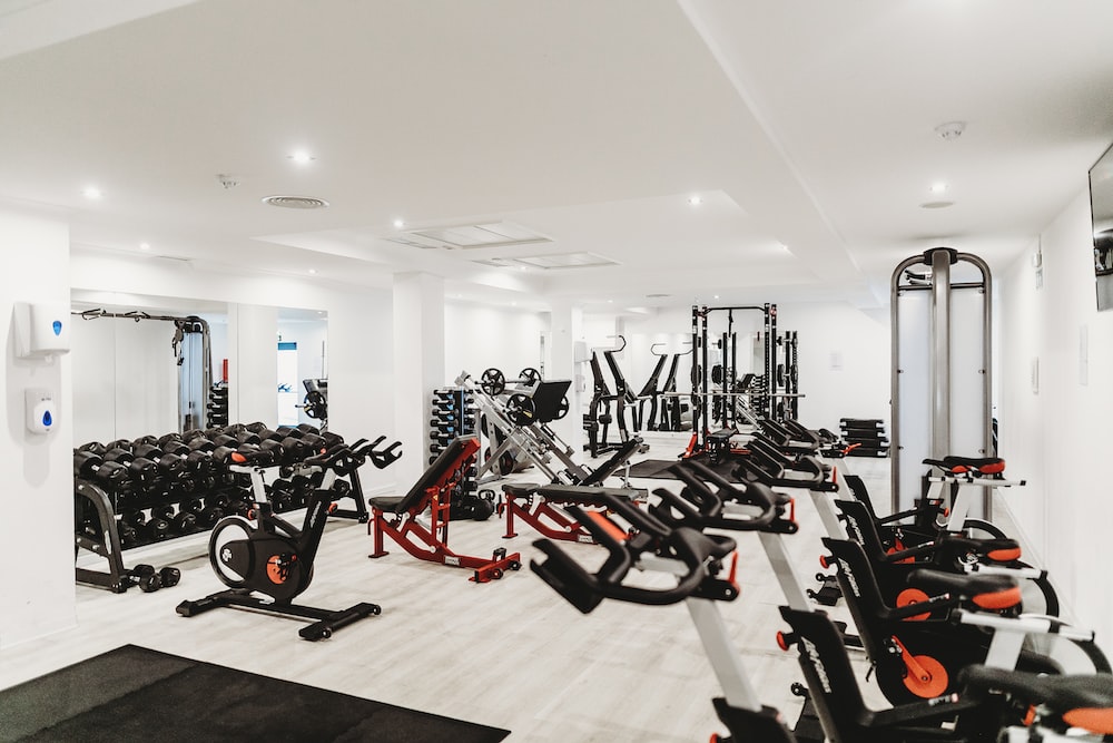 gym equipment & flooring